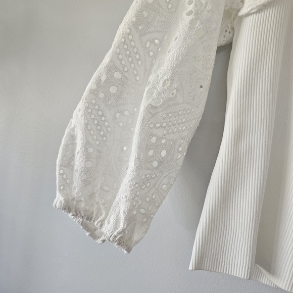 ANTHROPOLOGIE DOLAN Eyelet Ruffle-Sleeve White Sweater - Picture 4 of 9